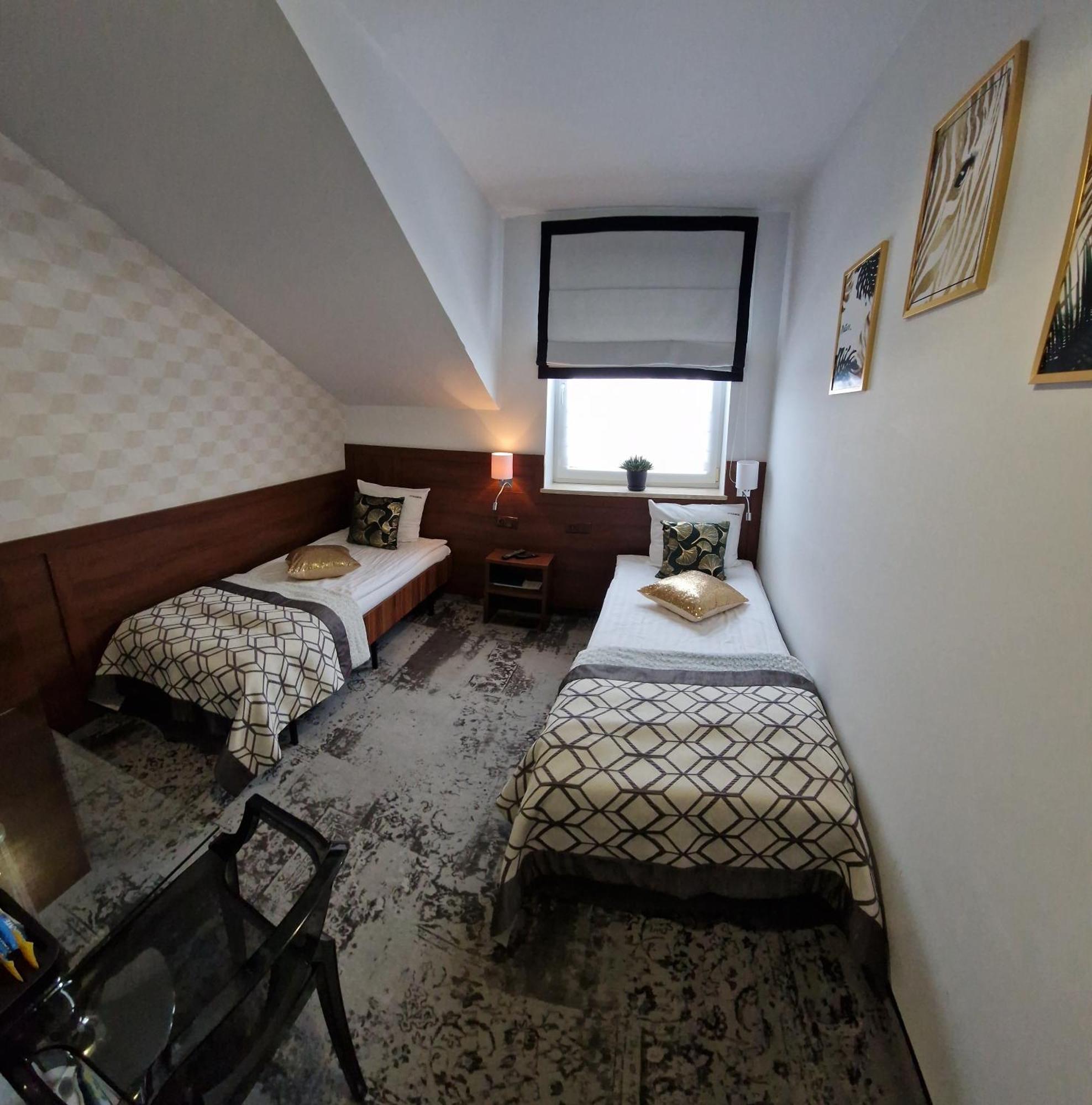 Cynamon Hotel Nowy Sacz Exterior photo