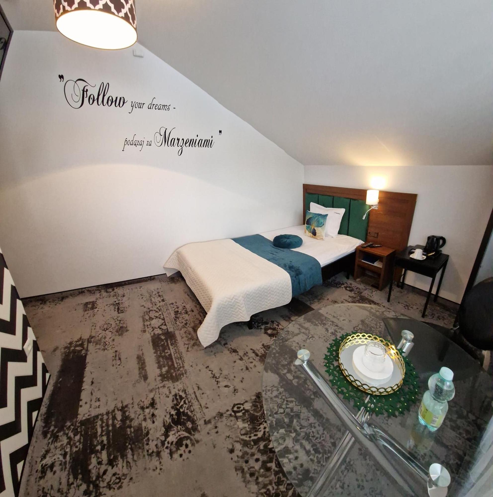 Cynamon Hotel Nowy Sacz Exterior photo